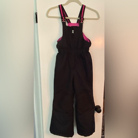 Swiss Tech- Child’s Size 6/6x Black/Pink Adjustable Snow Bibs - Picture 1 of 10